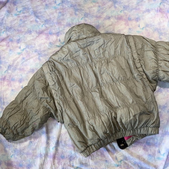 Pacific Trail • Silver 90s Kids Puffer with Removable Sleeves - Picture 8 of 12